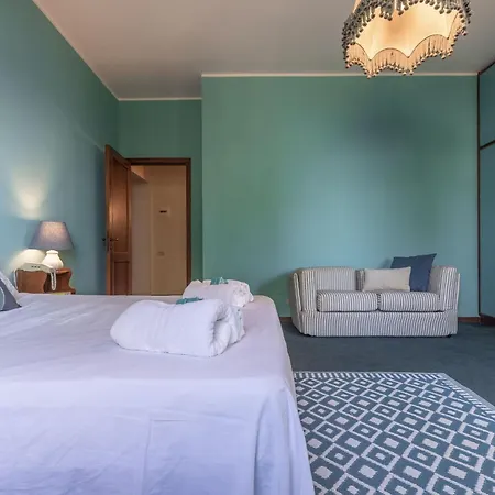 Krizia - Ancona, Meravigliosa Con Piscina Vista Mare Анкона
