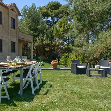 Villa Krizia - Ancona, Meravigliosa Villa Con Piscina Vista Mare